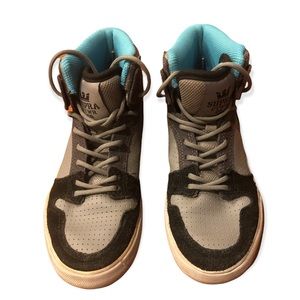 Supra Footwear Co Black & Grey High top Shoes